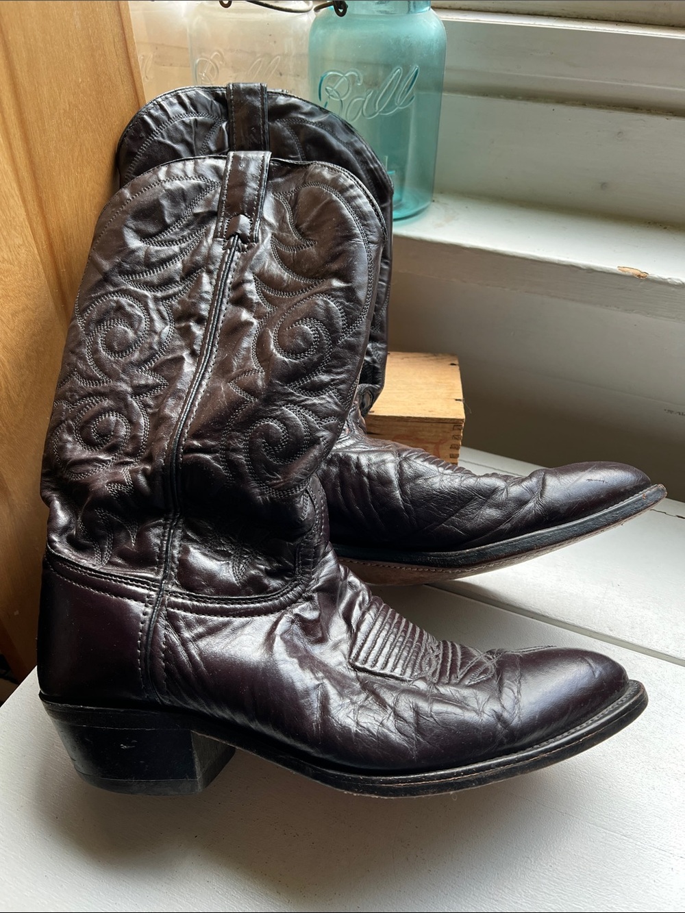 Men's Texas Western Leather Cowboy Boots - Dark Brown Maroon size 10 Made in USA